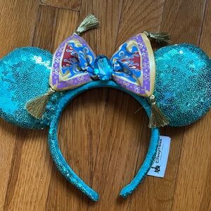Jasmine Minnie Ear with Magic Carpet bow from Aladdin